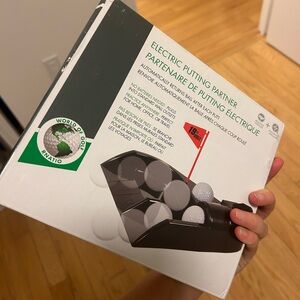 Electric putting partner